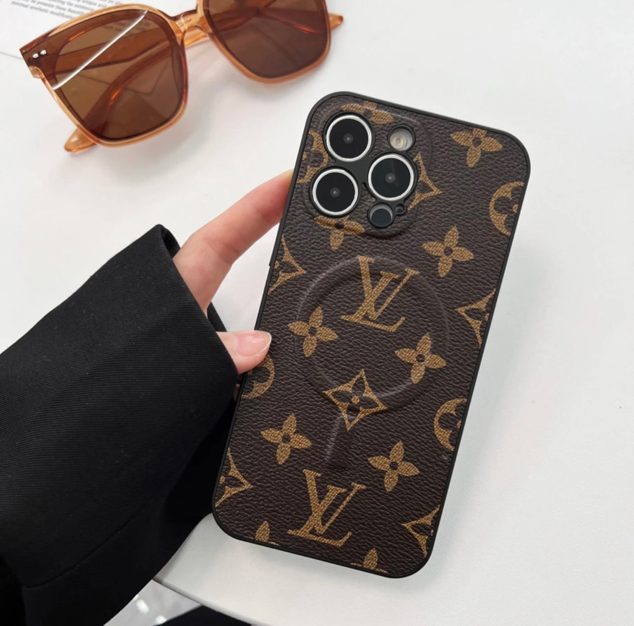 NEW LV  Shine x Mono iPhone Case (MagSafe)