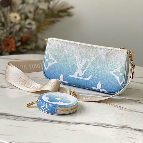 Monogram Giant By The Pool Multi Pochette Accessoires Crossbod