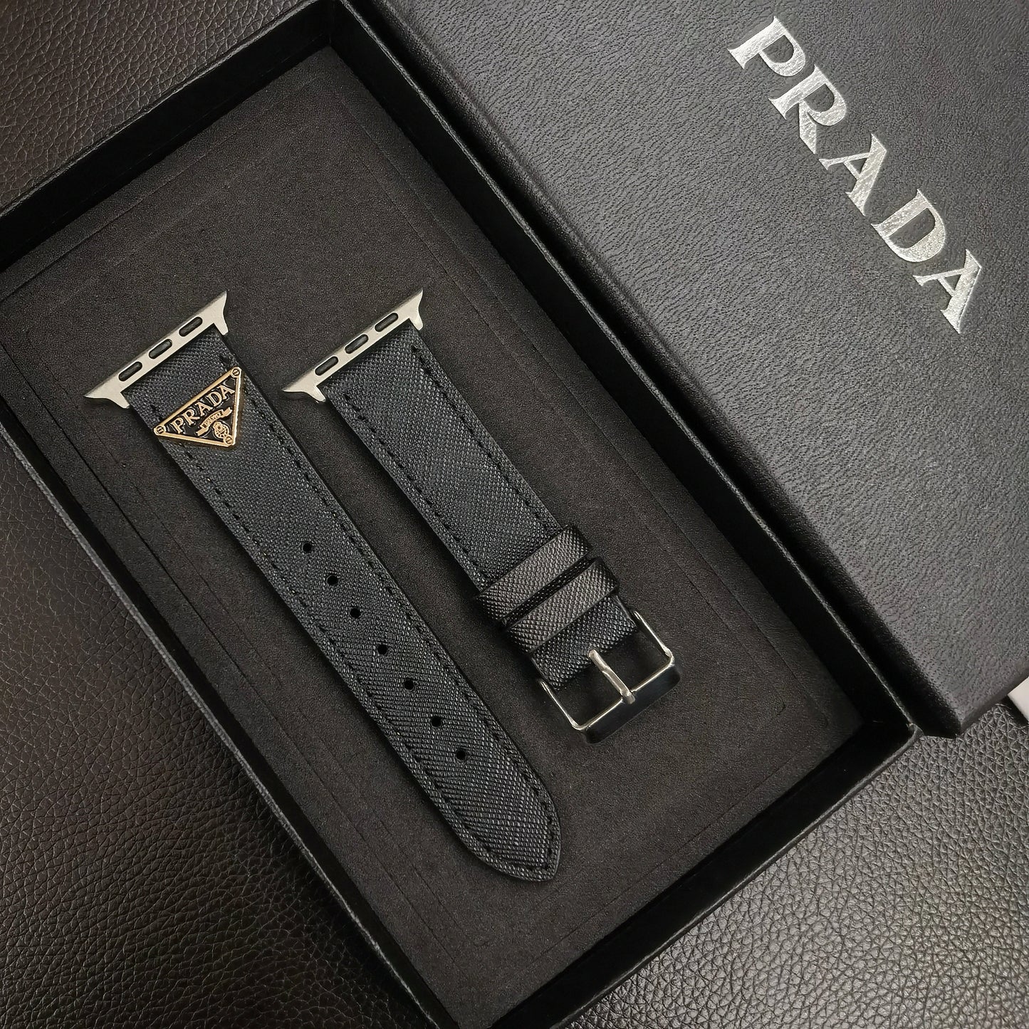 Luxury Prada Apple Watch Leather Black-SZW241759