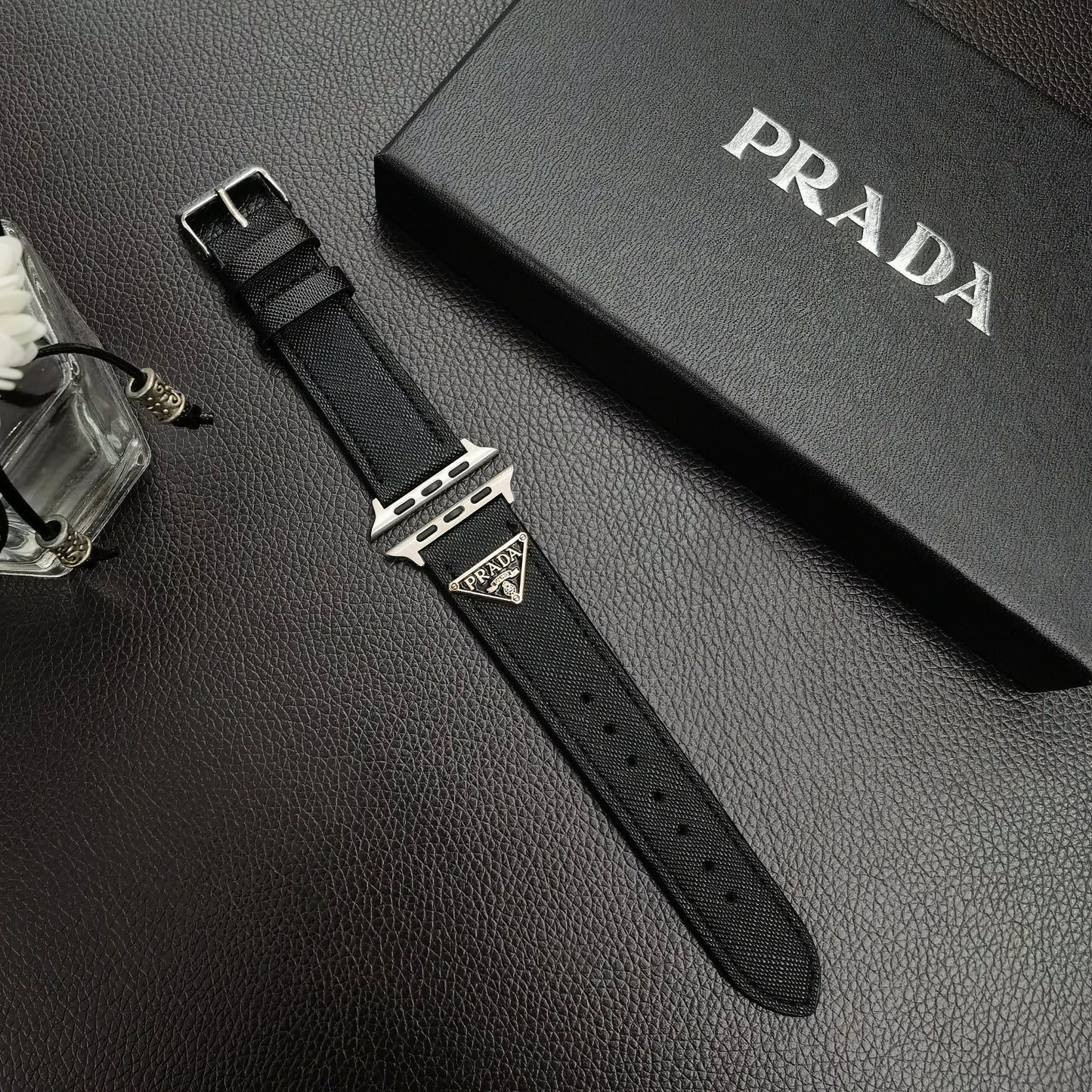 Luxury Prada Apple Watch Leather Black-SZW241759