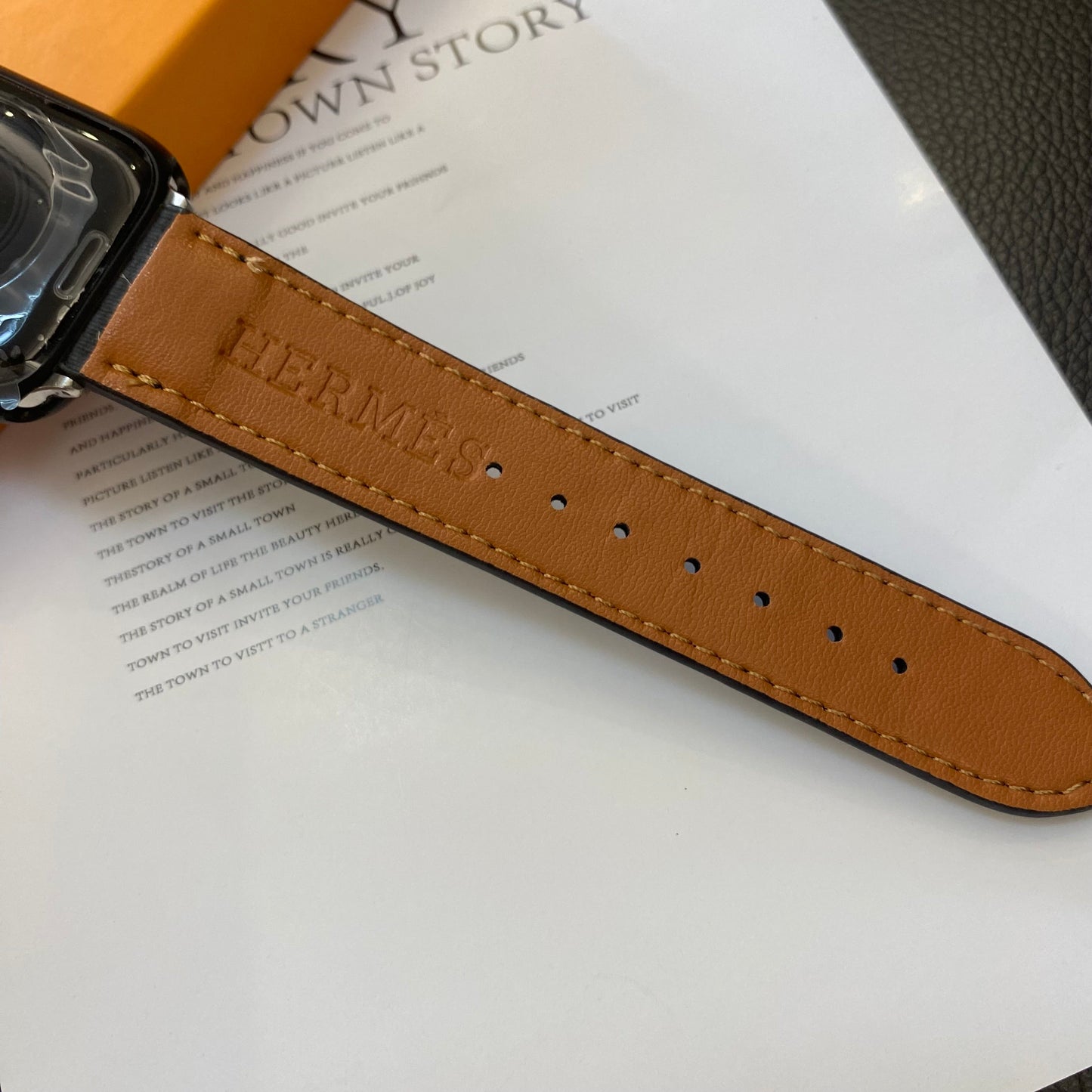 Hermes Apple Watch Band Black-ZP240509